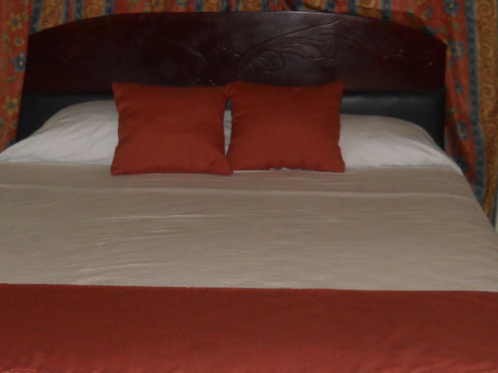 Tropical Court Inn New Kingston Phòng bức ảnh